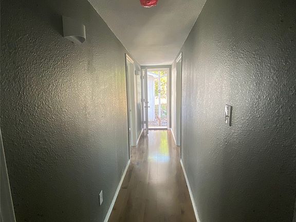 5th image of 1018 S Frances St