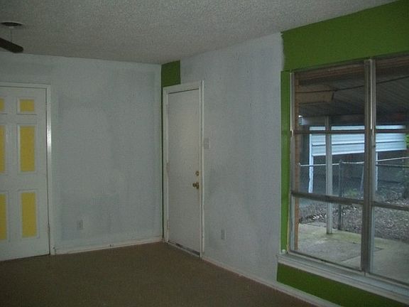 4th image of 420 N Saint Augustine Dr