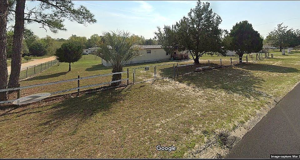 2nd image of 606 Lakeview Trl