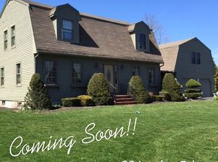 33 Lordan Rd, Raynham, MA 02767