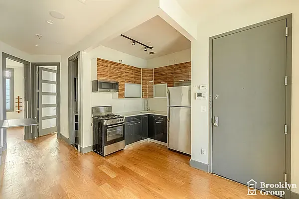 1303 Greene Ave #3A — Photo 1