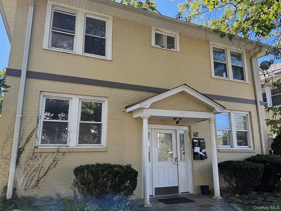 52 Highland Ave #1