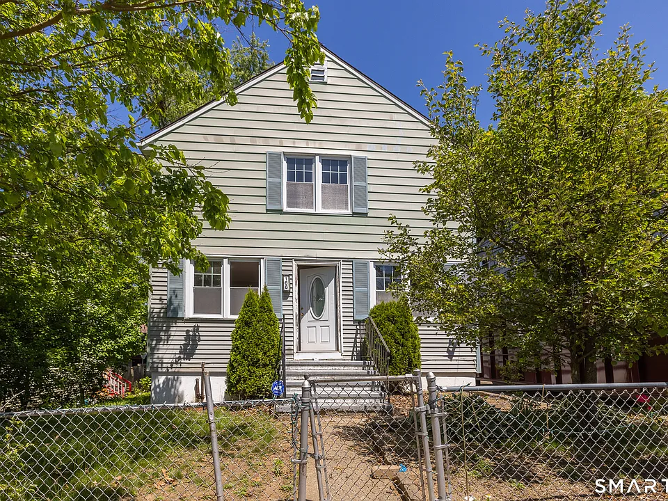 166 Earl Ave