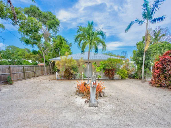 26 Rose Pl, Key Largo, FL 33037