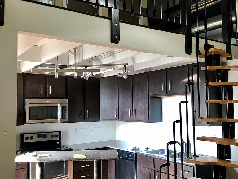 Buick Lofts — Photo 19
