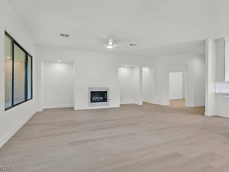 28 Stonemark Dr — Photo 9