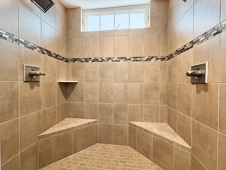 506 Cliff Ln — Photo 17