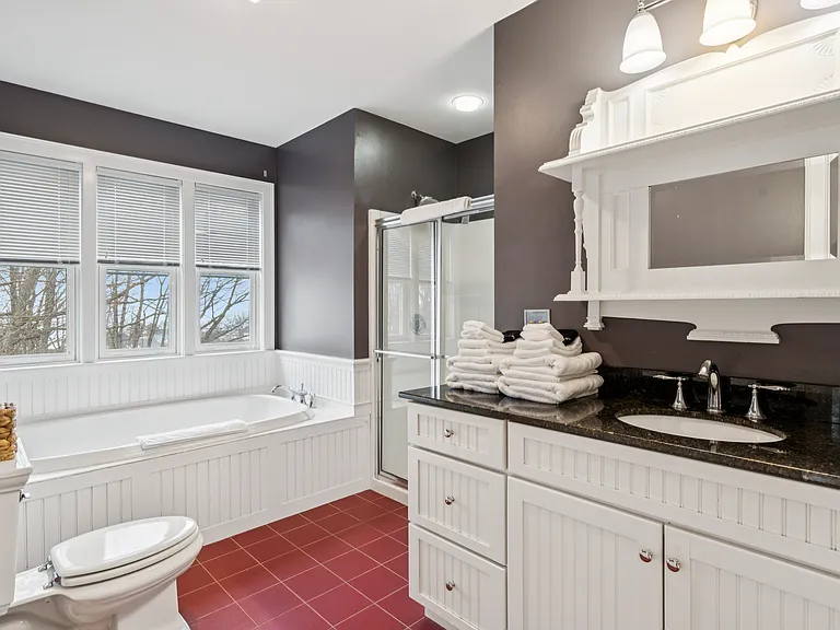 8 Thistleberry Ln — Photo 39
