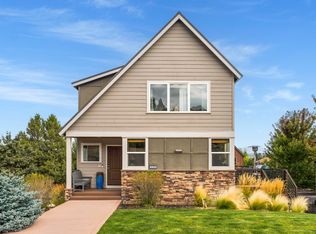 328 Parks Loop, Redmond, OR 97756