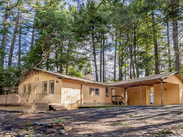 280 Madrona Dr, Cave Junction, OR 97523