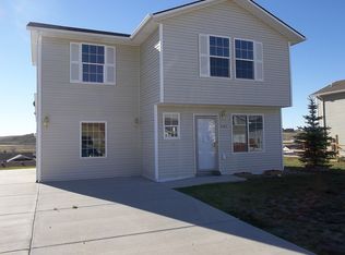 3101 Saddle String Cir, Gillette, WY 82716