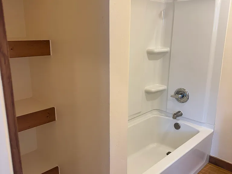 520 Galena St #105 — Photo 11