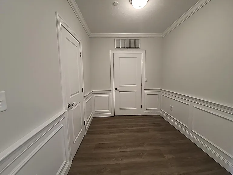 320 Middlesex Ave #B303 — Photo 17