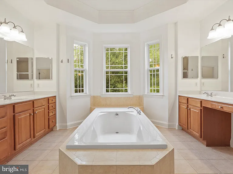 8500 Indian Paintbrush Way — Photo 32