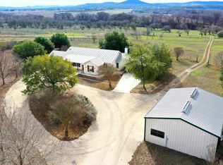 6751 State Highway 27, Comfort, TX 78013