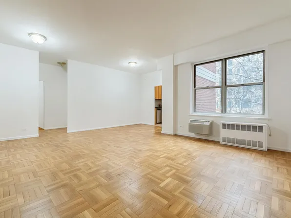 66 Overlook Terrace image 5 of 12