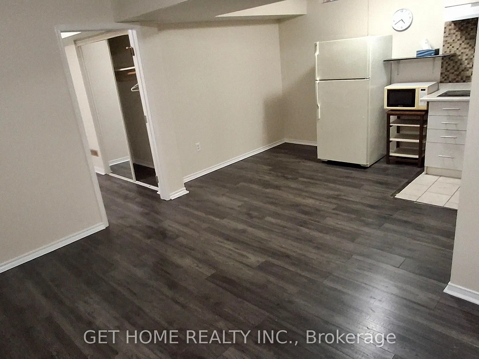 1 bed, $1,200 — Photo 1