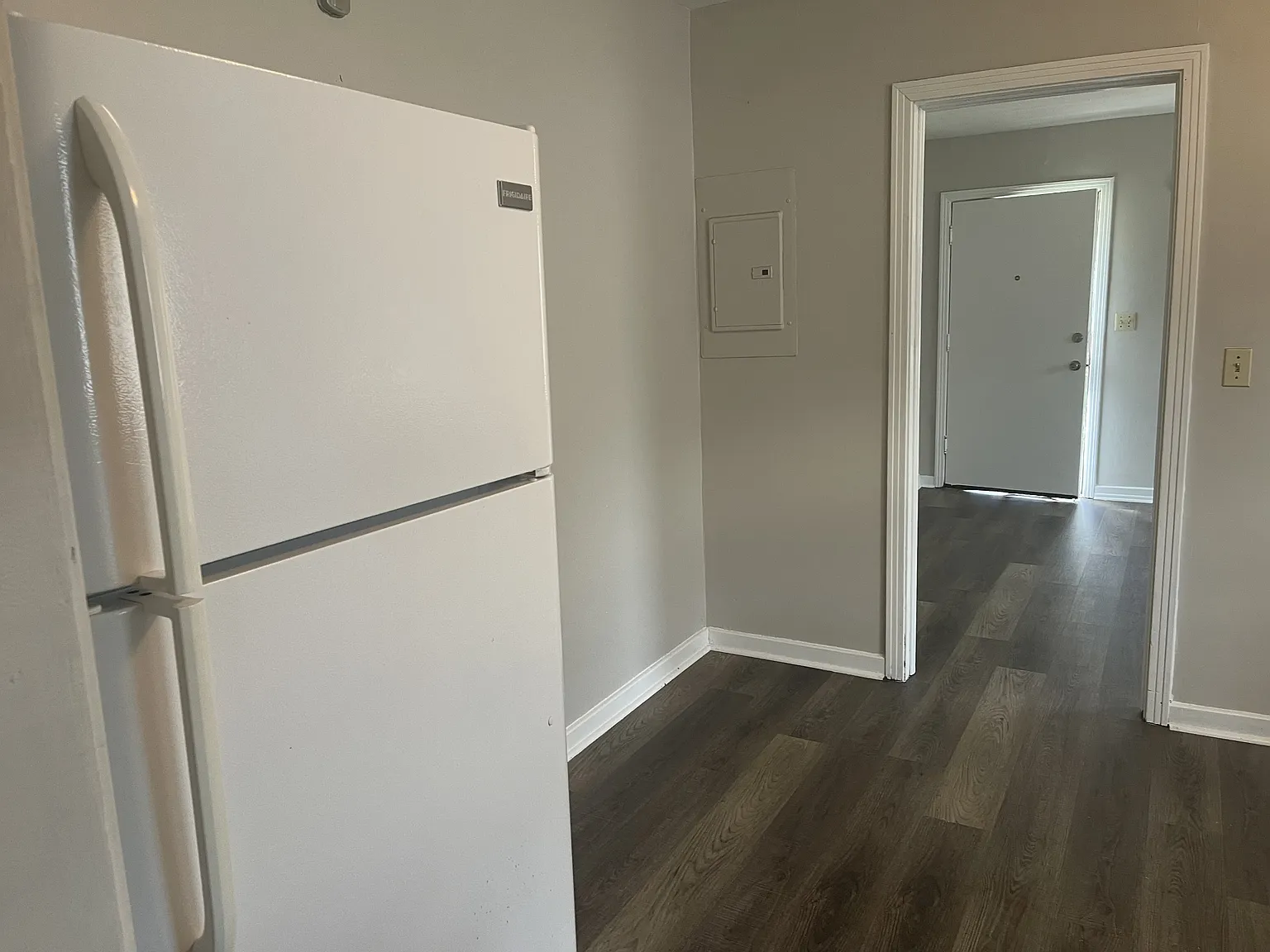 4221 San Juan Avenue - 1 — Photo 4