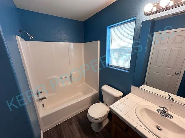1111 SW 6th Way — Photo 18