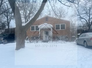 1648 Haslett Rd #1, East Lansing, MI 48823