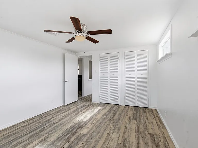 3811 Cedar Spring Dr — Photo 14