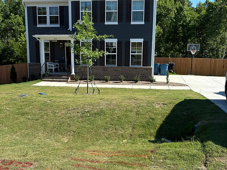 273 Dona Dr — Photo 2