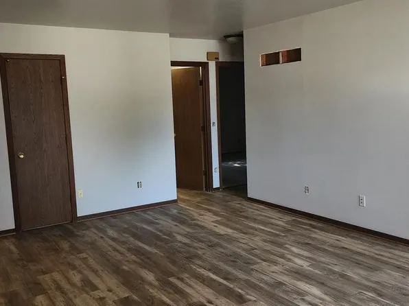 296 Connie DRIVE #294, West Bend, WI 53090