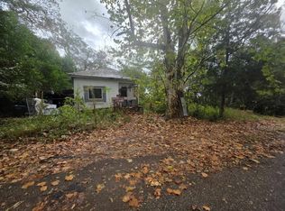 1359 7th St, Florala, AL 36442