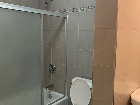 3rd image of 503 W 168th St