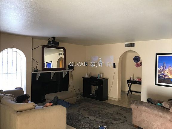5th image of 2615 Heritage Dr