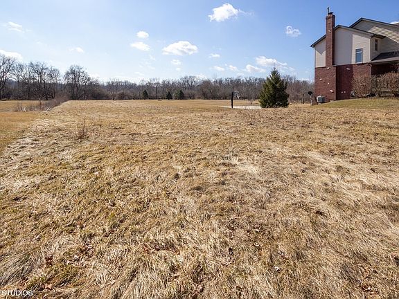 4th image of 21151 S Wooded Cove Dr