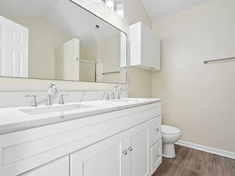 2187 Herndon St — Photo 11