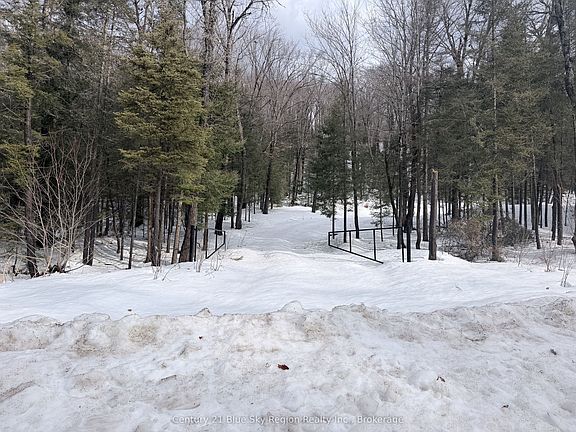 2nd image of 750 Feronia Rd