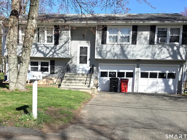 49 Hillwood Ln, Meriden, CT 06450