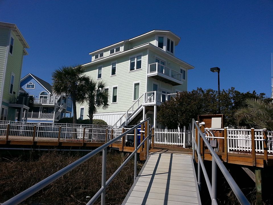2nd image of 906 Grand Bahama Dr
