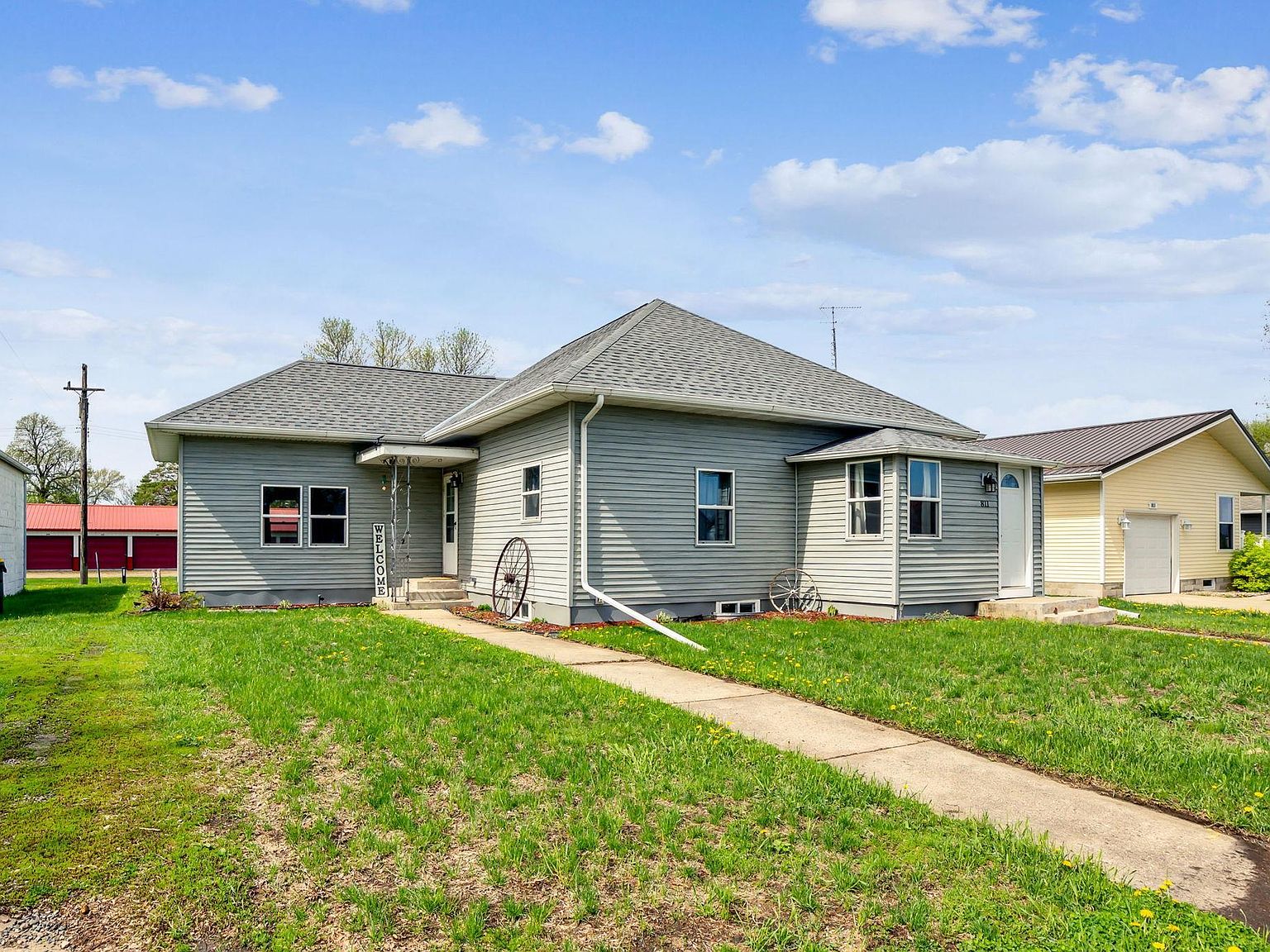 811 2nd St W, MN 56266 Zillow