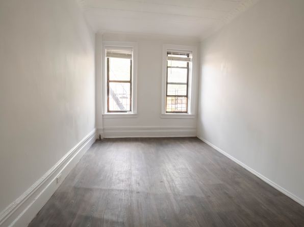 666 56th St #2