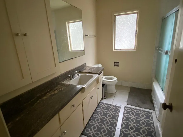 1715 Spruce St #9 — Photo 28