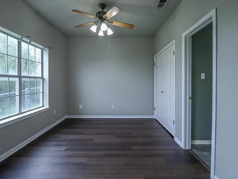 1810 Mesa Oaks Cir — Photo 31