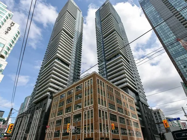 115 Blue Jays Way, Toronto, ON
