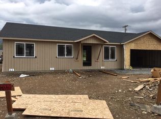 186 Island Loop, Rock Island, WA 98850