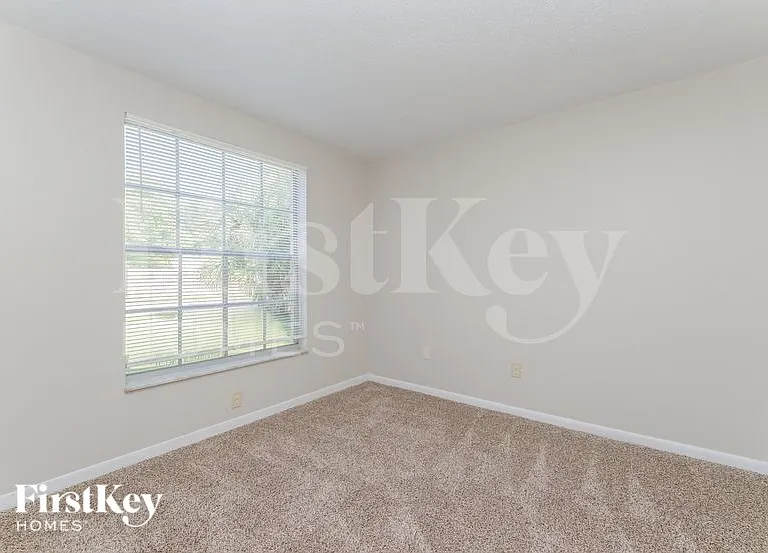 1007 Coldstream Ct — Photo 11