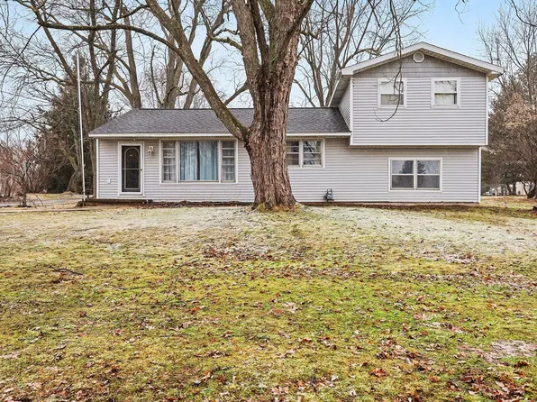 2463 Kinney Ave NW, Grand Rapids, MI 49534