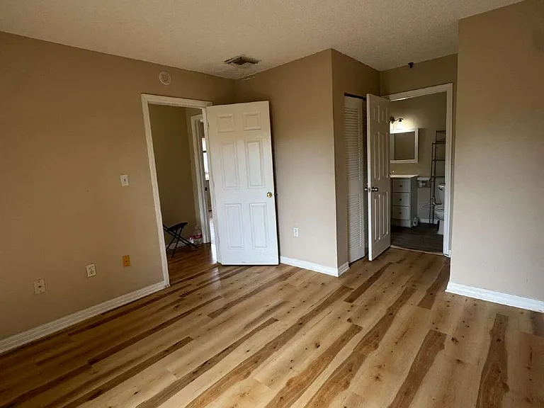 5012 Downing St #10 — Photo 13