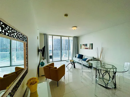 1111 SW 1st Ave #3121 Photo 1
