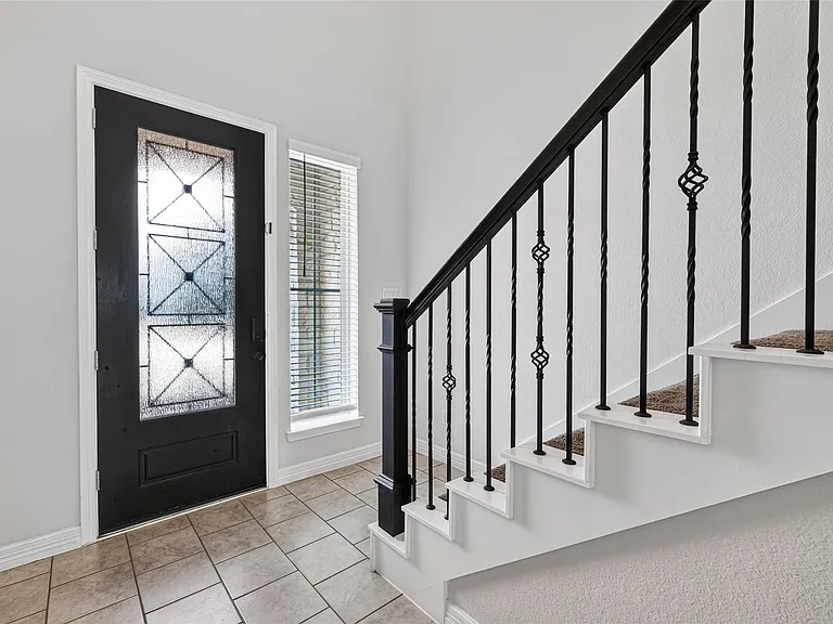 6602 Albany Forest Ct — Photo 4