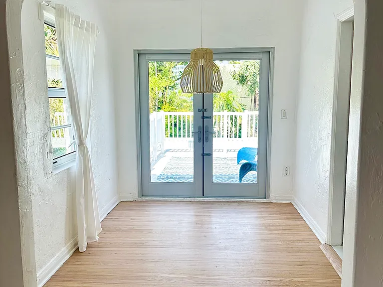 1534 Euclid Ave #C — Photo 15