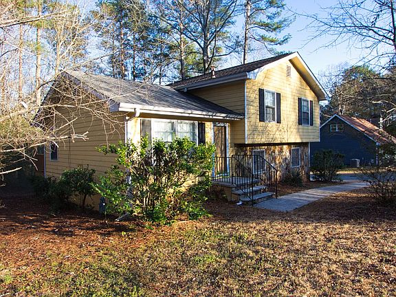 3rd image of 4656 Bristol Dr SE