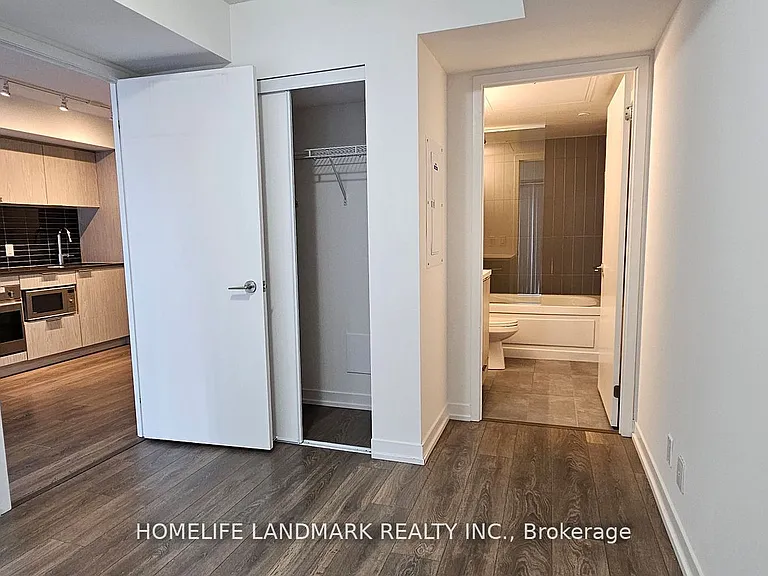60 Shuter St #607 — Photo 11