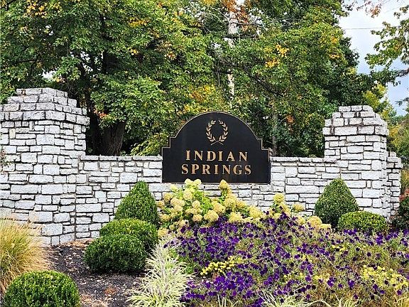 2nd image of 9967 Indian Springs Dr